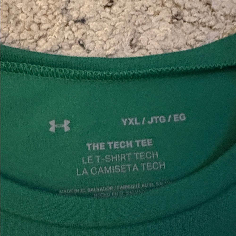 NWOT Under Armour Notre Dame Tee - Picture 4 of 4